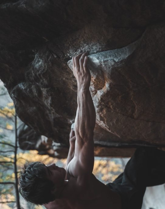 Wspinacz Robiący Bardzo Trudny Boulder